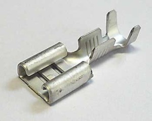 KONEKTOR SAMOCHODOWY ŻEŃSKI 6.3MM