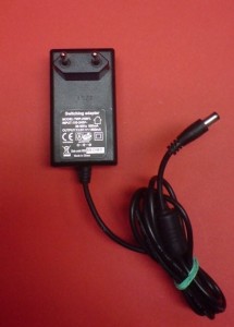 ZASILACZ IMPULSOWY 12V/ 1A DC2.1/5.5
