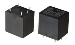 Przekaźnik elektromagnetyczny 12V 15A HJR-21FF-S-Z