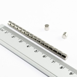 Magnes Neodymowy MW 5x5 / N38