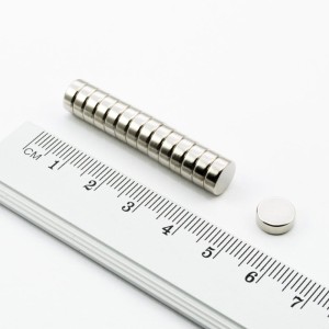 Magnes neodymowy MW 8x3 / N38