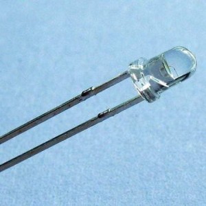 Dioda LED 3mm Czerwona clear 500mcd